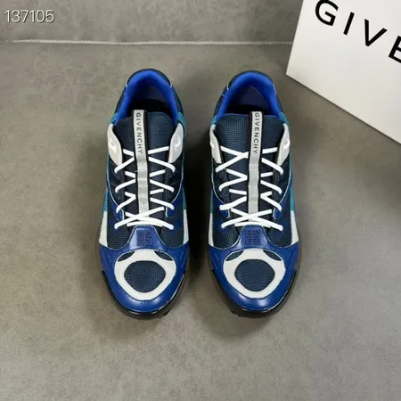 ジバンシィ スニーカー