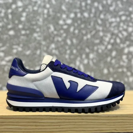 アルマーニ スニーカー