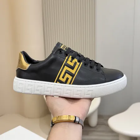 ヴェルサーチ カジュアルシューズ