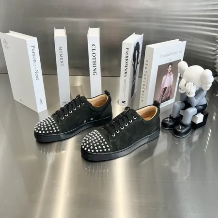 クリスチャン・ルブタン カジュアルシューズ