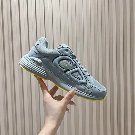 ディオール スニーカー