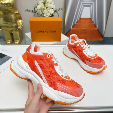 ルイヴィトン スニーカー