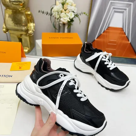 ルイヴィトン スニーカー