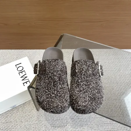 ロエベ スリッパ