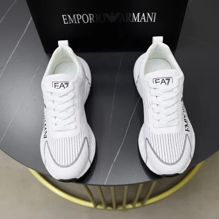 アルマーニ スニーカー