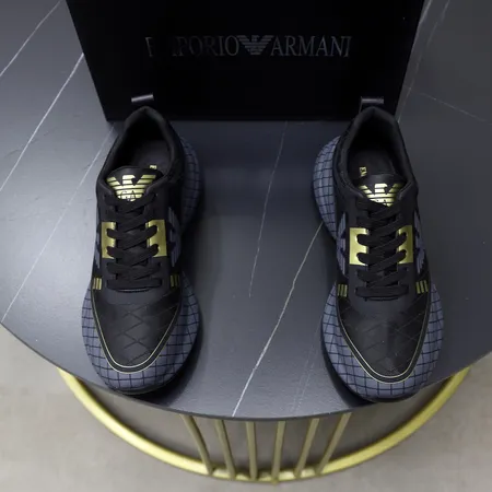 アルマーニ スニーカー