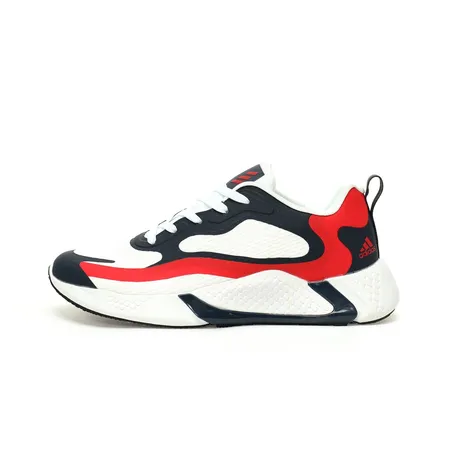 アディダス スニーカー