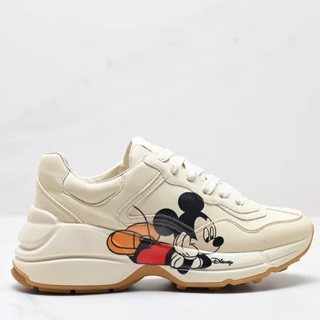 グッチ スニーカー