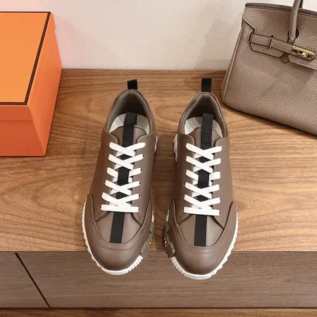 エルメス カジュアルシューズ