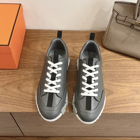 エルメス カジュアルシューズ