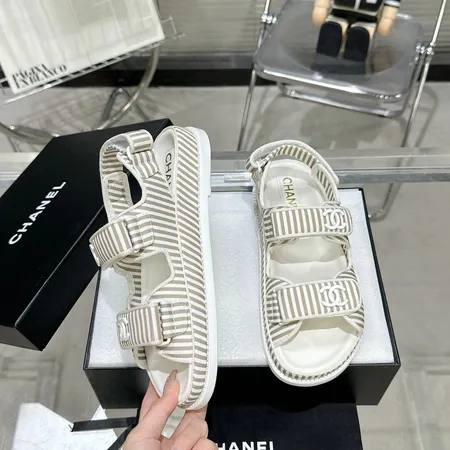 シャネル サンダル