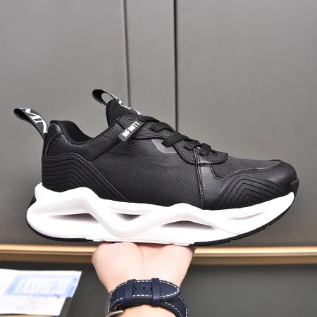 アルマーニ スニーカー