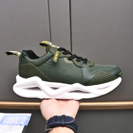 アルマーニ スニーカー