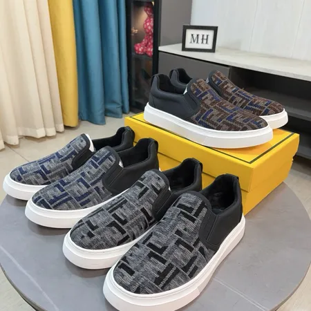 フェンディ カジュアルシューズ