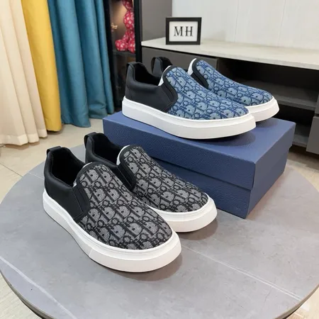 ディオール カジュアルシューズ