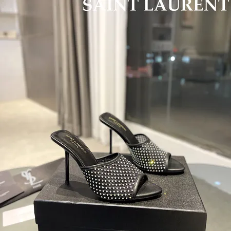 イブサンローラン サンダル