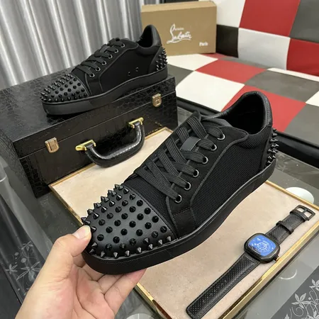 クリスチャン・ルブタン カジュアルシューズ