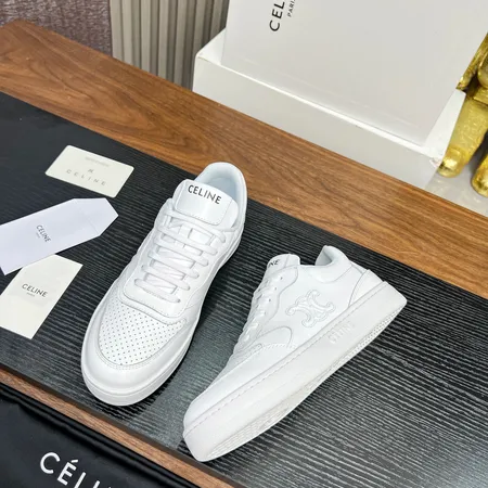 セリーヌ カジュアルシューズ