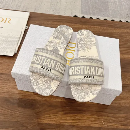 ディオール スリッパ