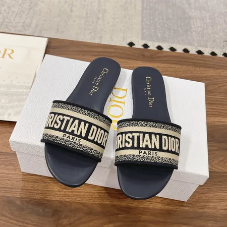 ディオール スリッパ