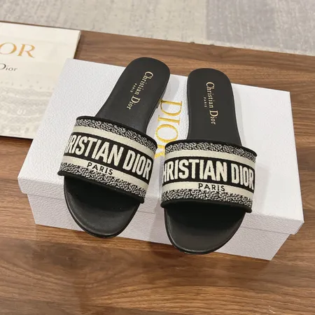 ディオール スリッパ