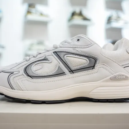 ディオール スニーカー