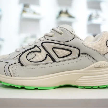 ディオール スニーカー