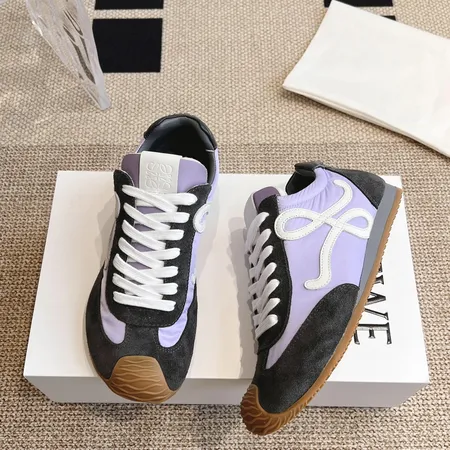 ロエベ スニーカー