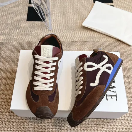 ロエベ スニーカー