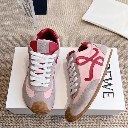 ロエベ スニーカー