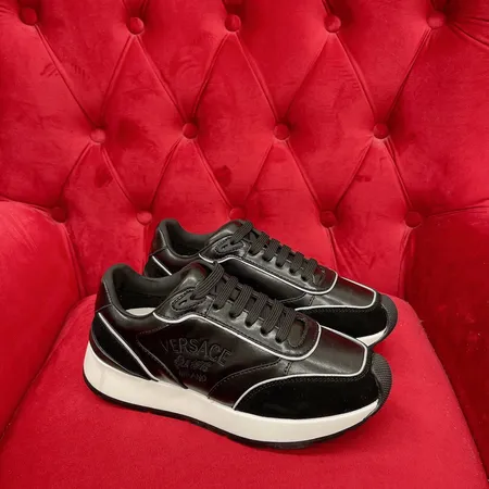 ヴェルサーチ スニーカー