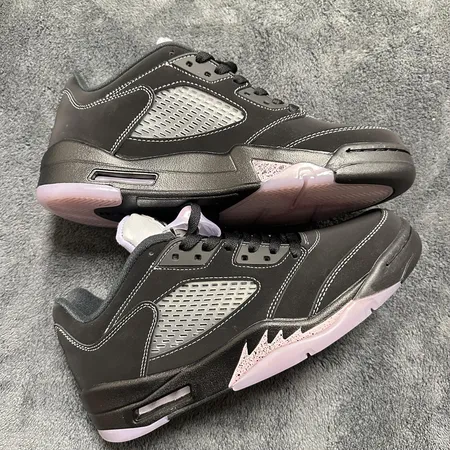 エアジョーダン カジュアルシューズ