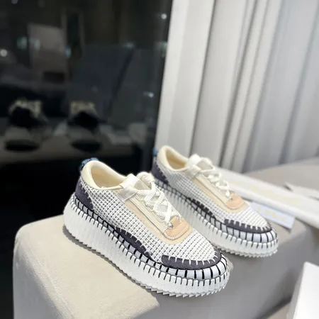 クロエ カジュアルシューズ