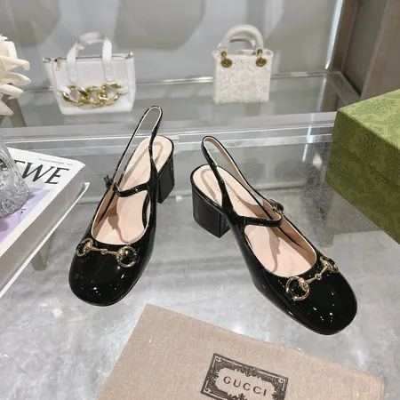 グッチ サンダル