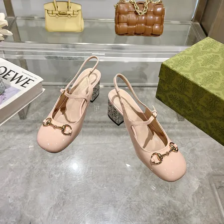 グッチ サンダル