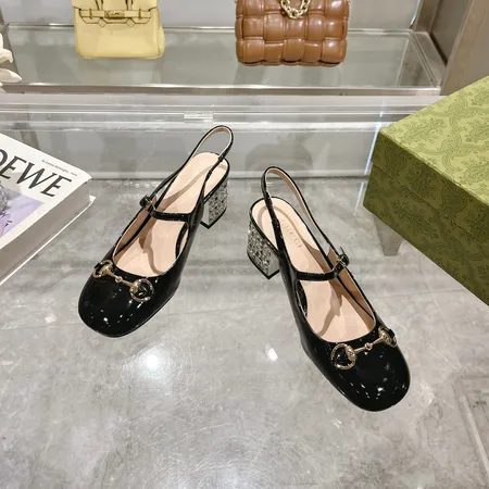 グッチ サンダル