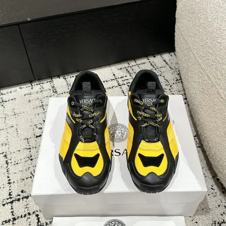 ヴェルサーチ カジュアルシューズ