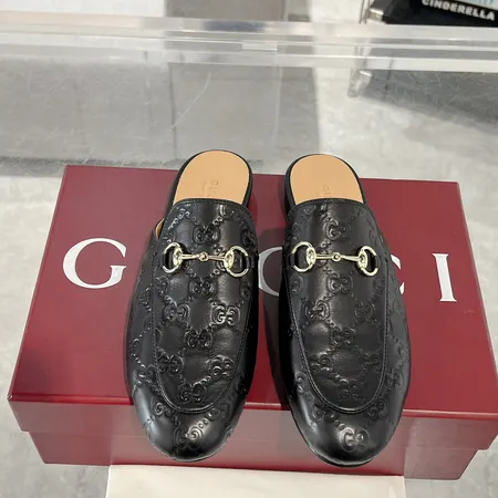 グッチ スリッパ