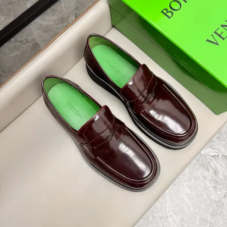 ボッテガ ヴェネタ カジュアルシューズ