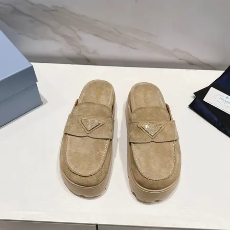 プラダ スリッパ