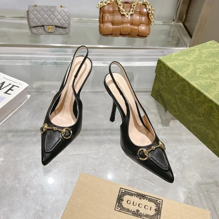 グッチ サンダル