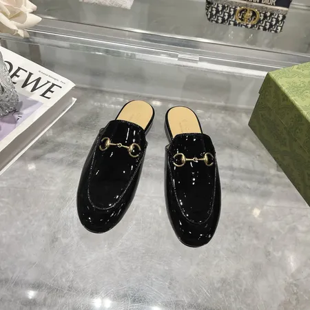 グッチ スリッパ