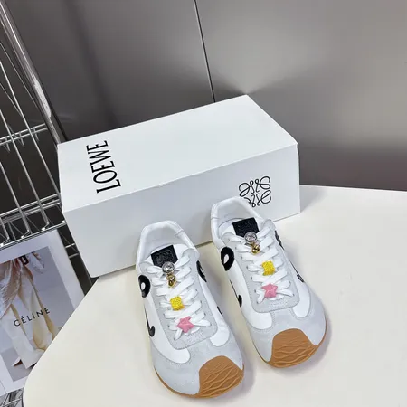 ロエベ カジュアルシューズ