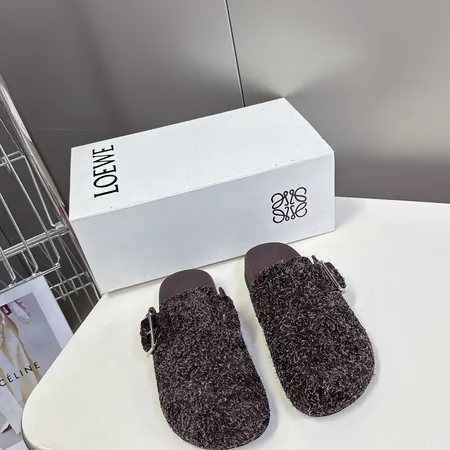 ロエベ スリッパ