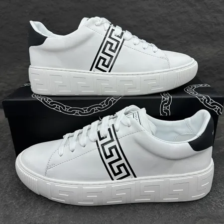 ヴェルサーチ カジュアルシューズ