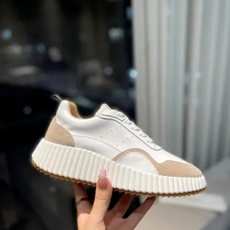 クロエ カジュアルシューズ