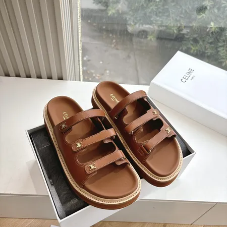 セリーヌ サンダル