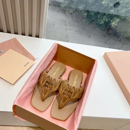 ミュウミュウ スリッパ