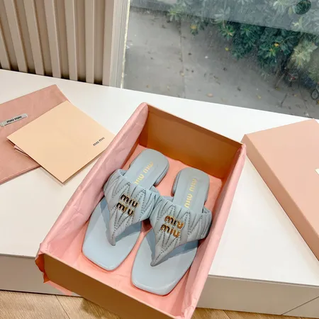 ミュウミュウ スリッパ