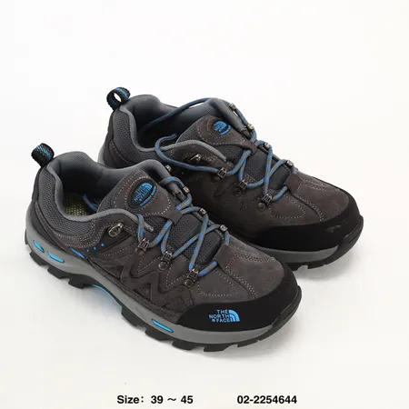 ノースフェイス スニーカー